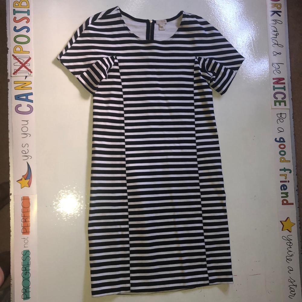 JCREW - XXS- black and white striped dress